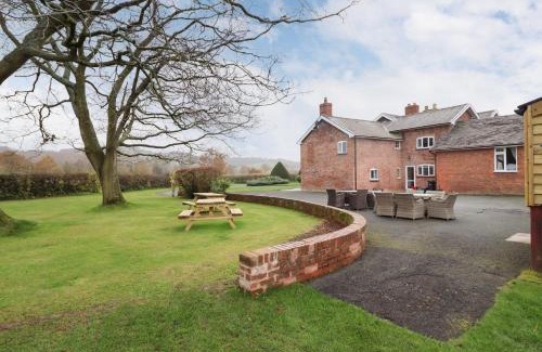 Trefeglwys House | Bodaioch Hall