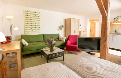 Rugen Island Apartment | Bodden - Manor Ketelshagen - romantic, quiet location