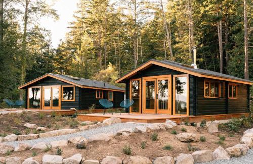 Galiano Villa | Bodega Ridge & Cove Cabins
