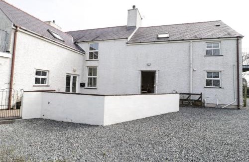 Llanddeusant House | Bodegri Cottage