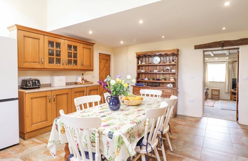 Llangynog Cottage | BODYWEN, pet friendly, character holiday cottage in Llangynog