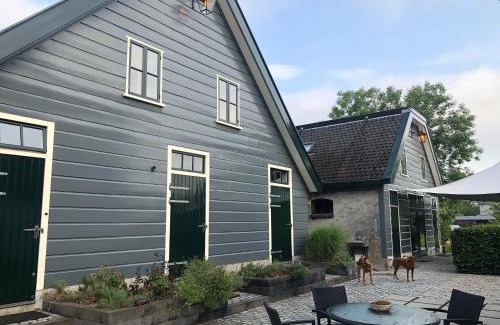 Weesp Bed & Breakfast | Boerenhofstede de Overhorn