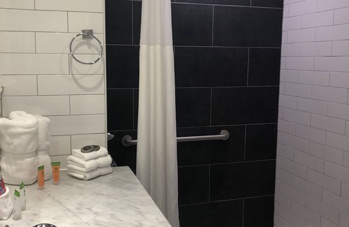 East Williamsburg Hotel | Bogart Hotel