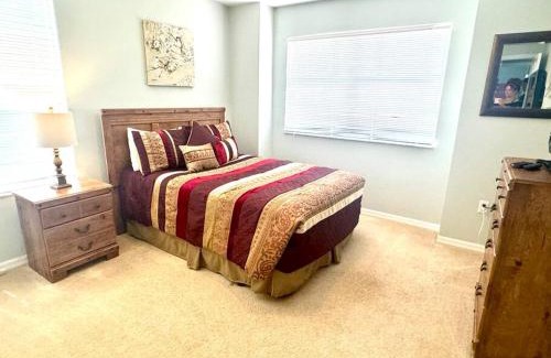 Lake Wilson Preserve House | Bohanan Villa 5 bed 3 bath with pool and jacuzzi spa