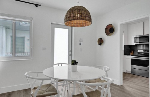 West Avenue Apartment | Boheme Suite 2BD/2BA Miami Beach Lincoln Villa Free Parking