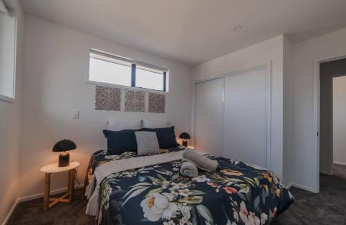 Upper Riccarton House | Bohemian Bliss in Mohua Lane - Your 4BR Haven