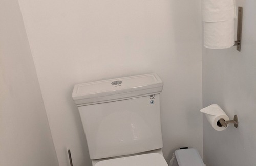 Downtown Toronto Condo | Bohemian Brownstone Apartment in Downtown Toronto