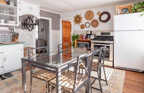 Winooski Apartment | Bohemian Penthouse | 1min Walk Restaurants + Shops