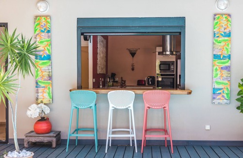 Ravine des Cabris Villa | Bohemian villa with pool (heated in winter) not overlooked