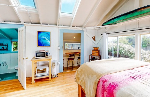 Old Town Apartment | Bohemian water view retreat with well-stocked kitchenette, internet, & patio