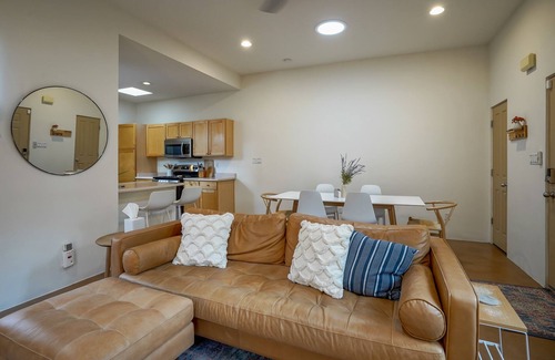 Downtown Albuquerque House | Boho 2b/2ba Downtown/OldTown, Patio w/fire feature