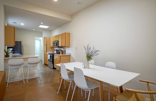 Downtown Albuquerque House | Boho 2b/2ba Downtown/OldTown, Patio w/fire feature