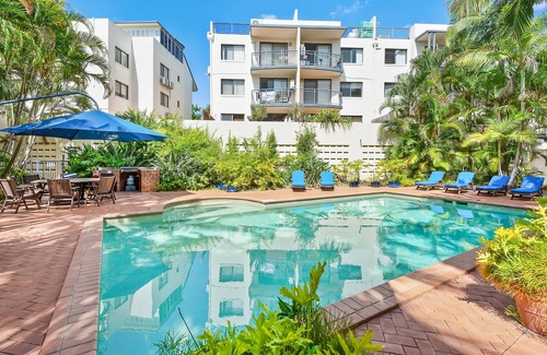 New Farm Apartment | Boho Beauty ~ 2 Bed/2bath/1 Car ~ New Farm