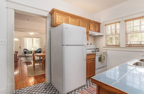 Lakeland House | Boho Château in Downtown LKLD. Close to Florida Southern, Lake Morton, SEU