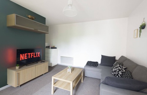 Cergy Apartment | Boho Chic - 27 m² - Proche de Paris