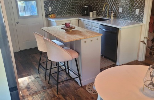 Wasaga Beach Cottage | Boho Chic Cottage