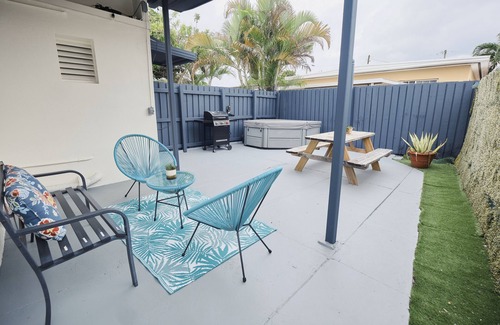 West Little Havana House | Boho Chic in the heart Little Havana with excellent night, and day, life!