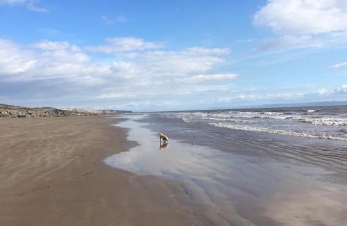 Southerndown House | Boho Family Escape near Dunraven Bay with Sea Views