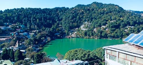 Nainital Hotel | Boho Hill & Lake View Nainital