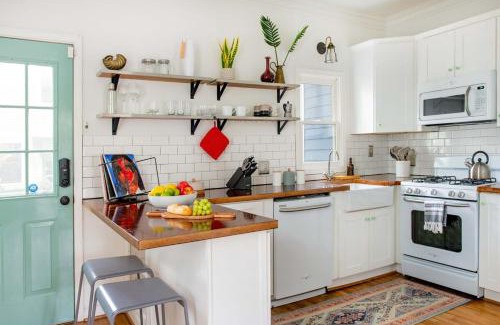 Cabbagetown House | Boho Mod