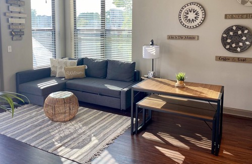 Atlantic Station Area Apartment | Boho Oasis Ga Tech