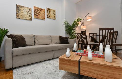 NoMad Apartment | Boho Rustic Escape with Masssive Terrace in Midtown