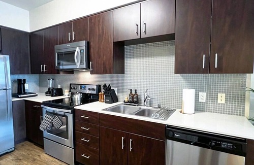 Beverly Hills Apartment | BOHO Style Home LA -Free Parking 10min To Cedars