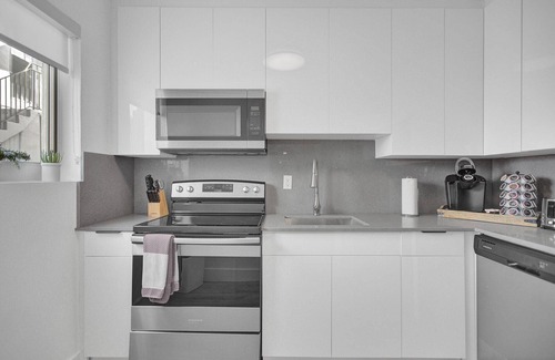 Miami Beach Apartment | Boho Suite 2BD/2 BA Miami Beach Lincoln Villa Free Parking