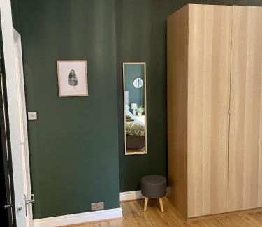 Penylan Apartment | Boho Vibes Ground Floor Apartment