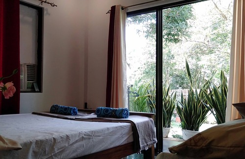 Candijay House | Bohol 3 Bedroom Villa