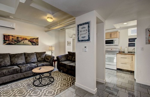 North End Apartment | Boise-Downtown-historical-unique Arthouse 6