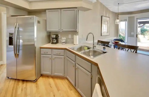 Boise House | Boise Oasis: GOLF - BIKE - FLOAT - SKI - EAT