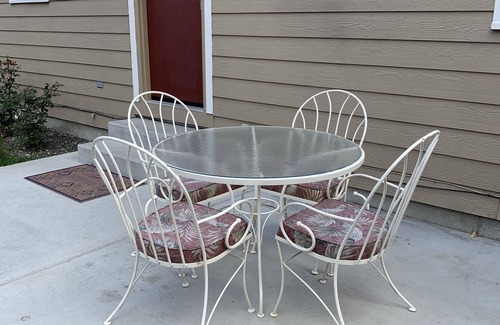 Depot Bench Cottage | Boise's Jewel on Gem St. With 2 bedrooms & 1 bathroom.