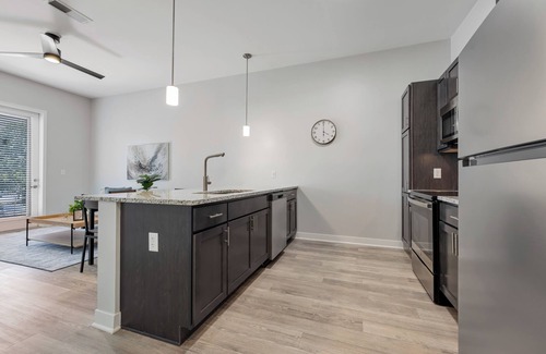 St. Peters Apartment | Bold 2114 I Corporate 1 Bedroom Apartment