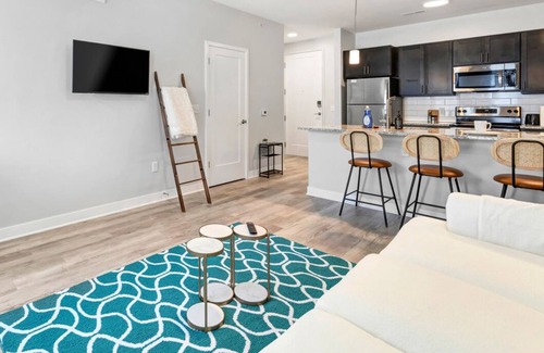 St. Peters Apartment | Bold 2215 I New I Free Parking