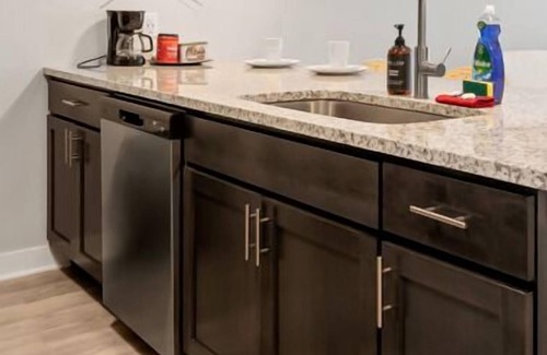 St. Peters Apartment | Bold 2215 I New I Free Parking