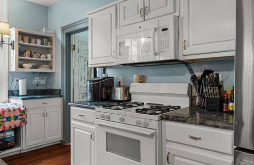 Columbus Apartment | Bold & Beautiful Stays Downtown Historic Home near Ft Benning/Moore & Hospitals