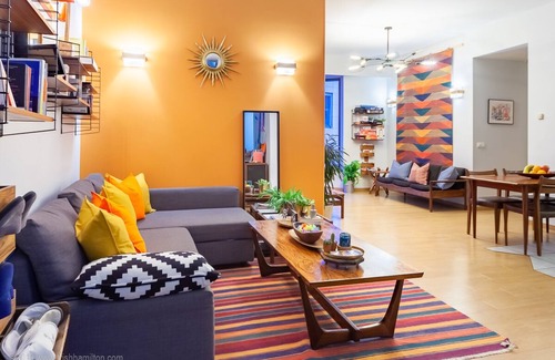 Quartier Saint-Gery - Sint-Gorikswijk Apartment | Bold Colors! 4-bedroom apartment @5 min from Grand Place!