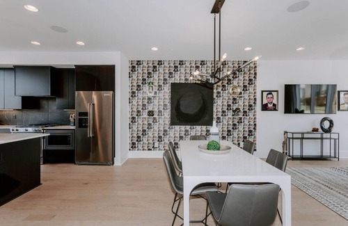 Nashville Apartment | Bold & Modern | Walk the Line in Music City