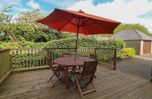 Blackwater Cottage | BOLGER HOUSE, pet friendly in Kilmuckridge, County Wexford