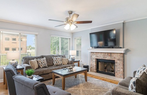 Bolingbrook House | Bolingbrook Rental - Jonathan Way