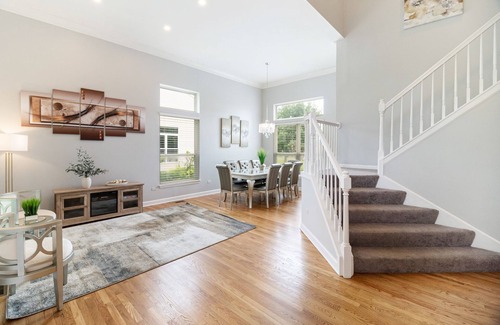 Bolingbrook House | Bolingbrook Rental - Jonathan Way