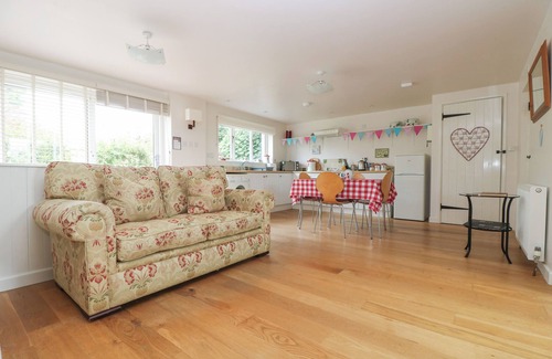 St. Martin Cottage | BOLITHO'S RETREAT, pet friendly, with a garden in Helston