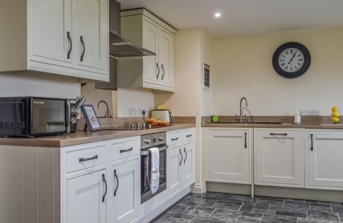 Lanner House | Bolivar Barn