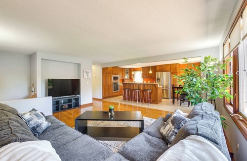 Bolivar House | Bolivar Getaway: Near Pro Football Hall of Fame!