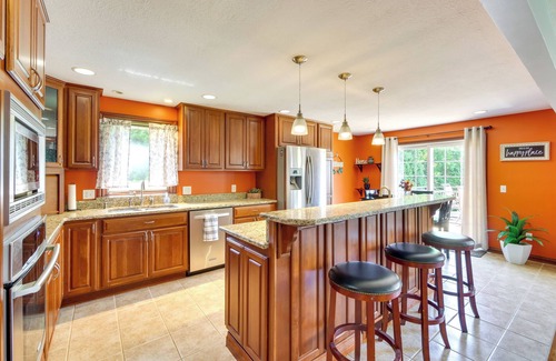 Bolivar House | Bolivar Getaway: Near Pro Football Hall of Fame!