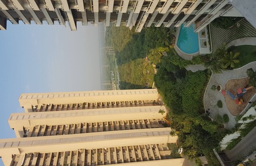 Lokhandwala Complex Apartment | Bollywood Apartment - Beautiful, Private , Safe & Secure