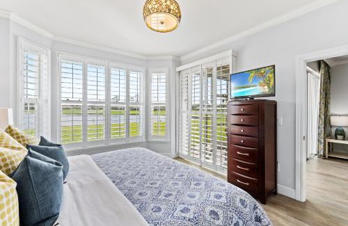Naples House | Bologna Golf Condo in the Lely Resort