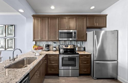 Naples House | Bologna Golf Condo in the Lely Resort