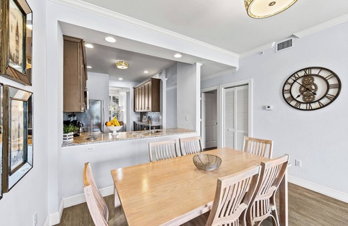 Naples Apartment | Bologna - Luxury 2-BR Condo with Lake & Golf Views at Green Links, Lely Resort. Access to Pool, Hot Tub, Tennis Courts, and Golf Courses. Near Naples Beaches & Downtown